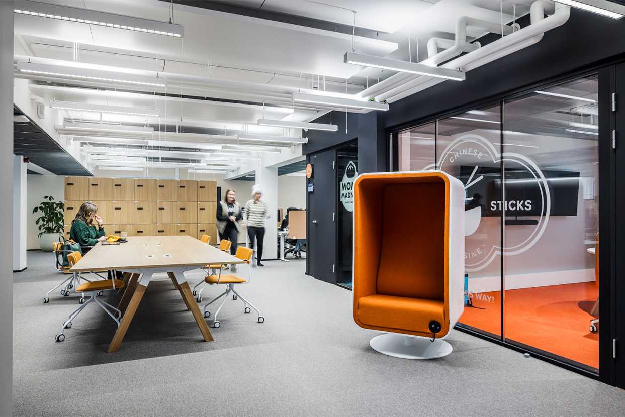 Frankie conference table in the open space of the office