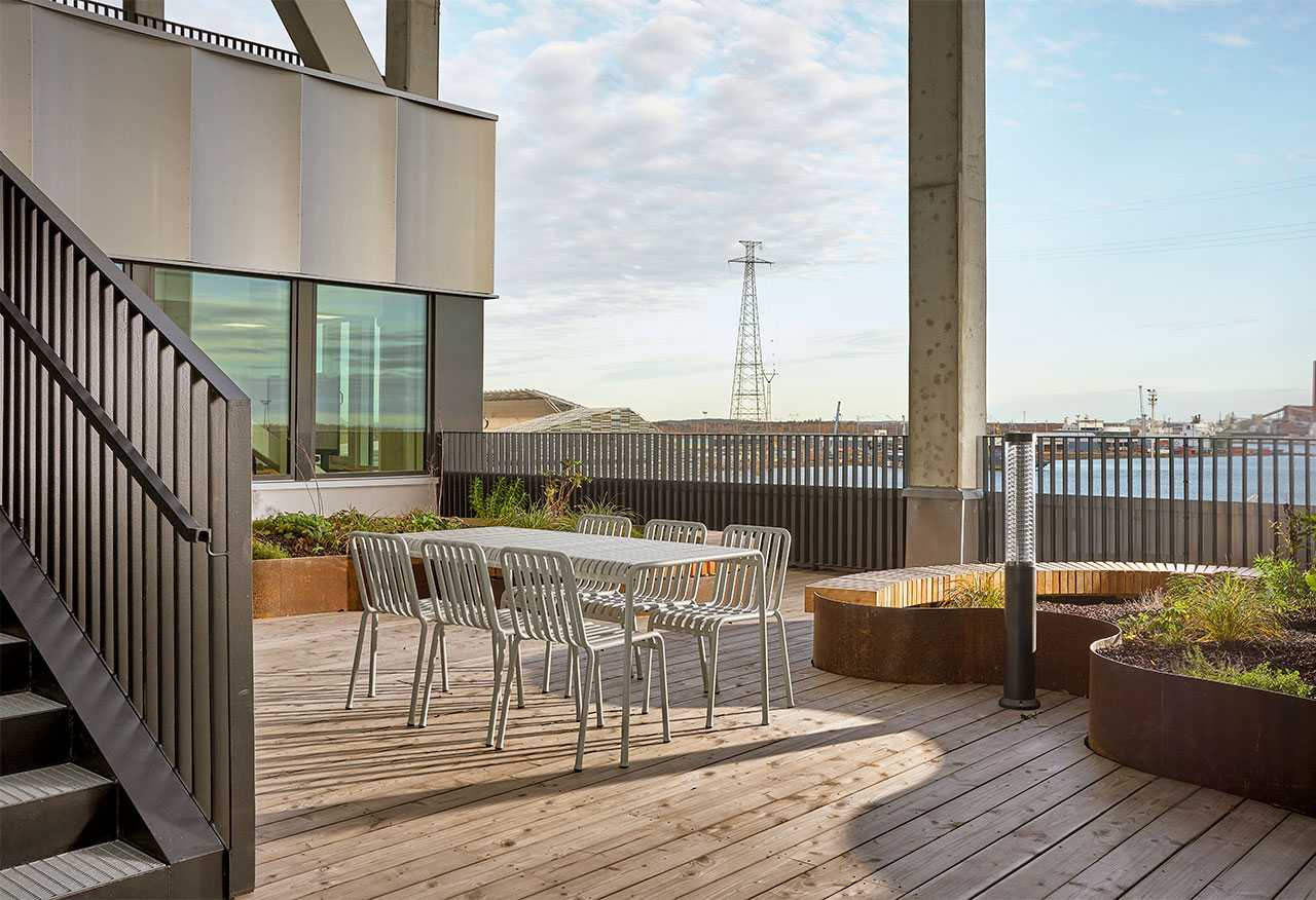 Relaxation balcony with sea view