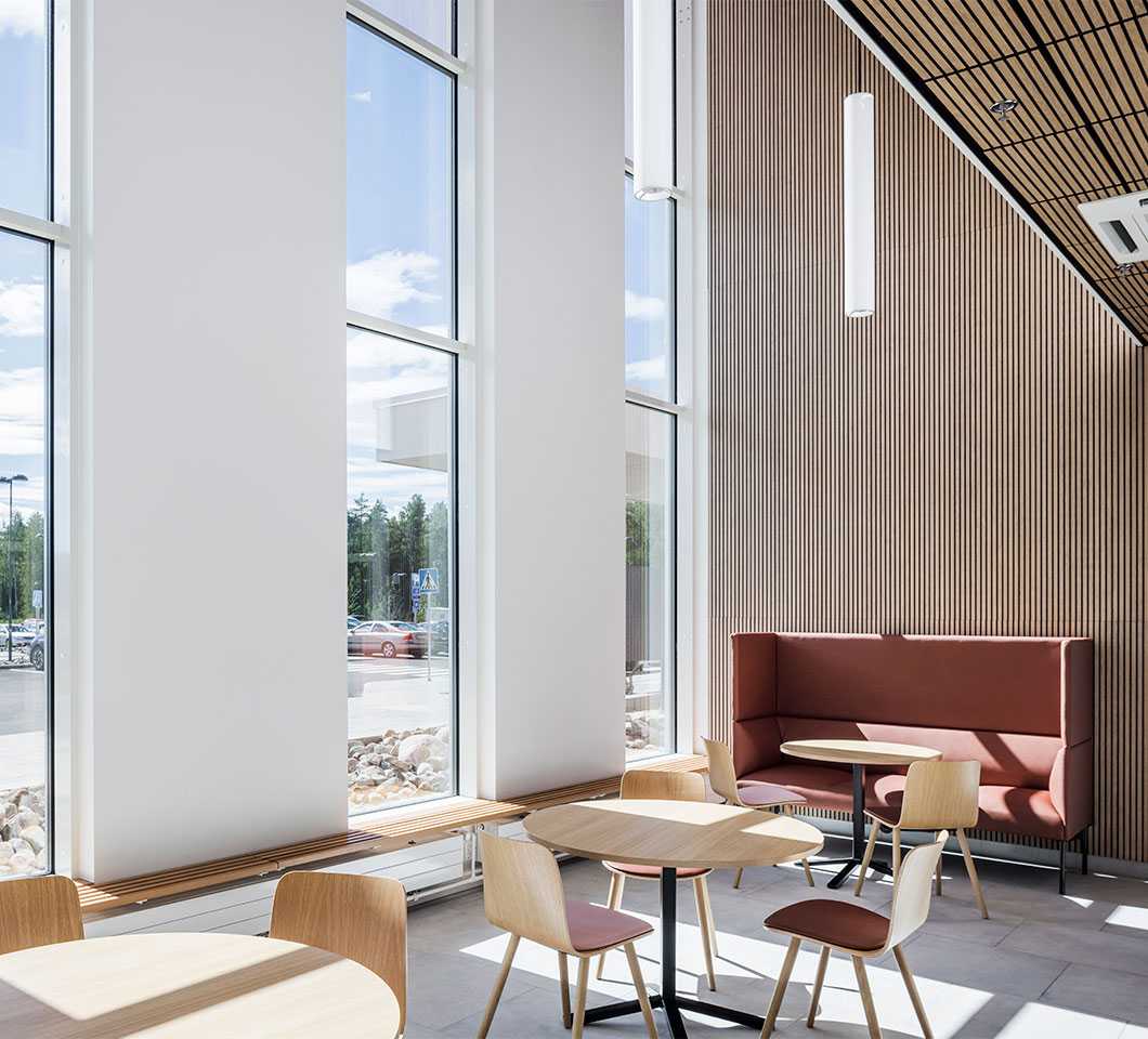 Table groups in Ratamo Centre's cafeteria