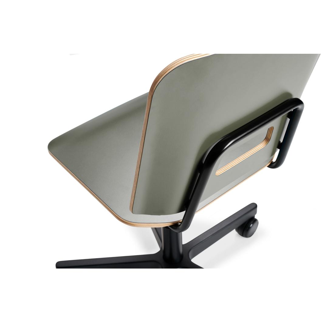 Grip_NxT_five_star_base_004_fullHD.jpg Grip_NxT_five_star_base_004_fullHD.jpg